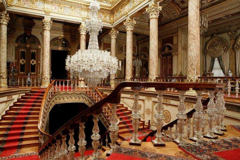 Prizori iz palače Dolmabahce