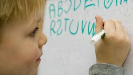 Kako naučiti djecu abecedi?
