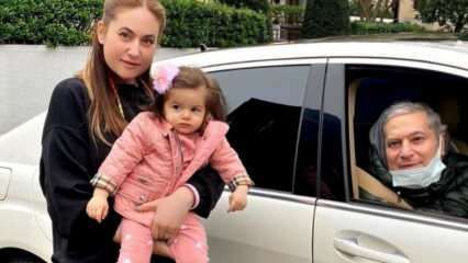 Dijeljenje s kćerkom Mehmeta Alija Erbila Sezin Erbil što je usrećilo njenog oca
