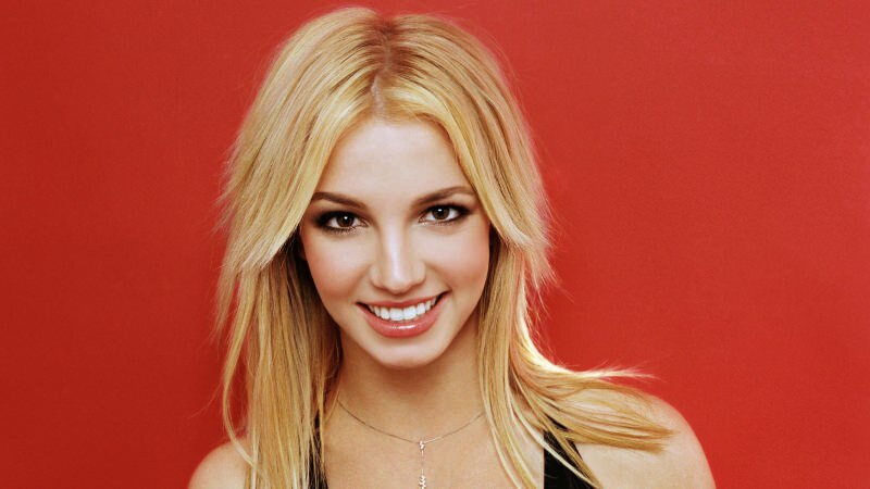 Svjetski poznata pjevačica Britney Spears spalila je svoju kuću! Tko je Britney Spears?