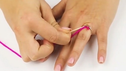 Kako ukloniti prsten zaglavljen u prstu?