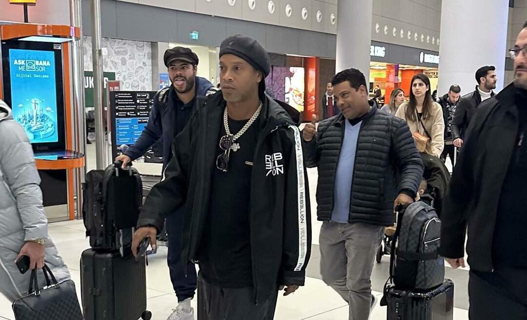 Legendarni nogometaš Ronaldinho stigao u Istanbul!