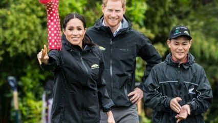 Meghan Markle i princ Harry odradili su utrku u bacanju čizme