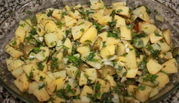 Kako napraviti ukusnu salatu od krumpira?