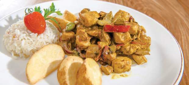 Kako napraviti lako curry piletinu kod kuće?