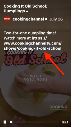 Primjer video veze na koju se može kliknuti u opisu IGTV epizode Cooking It Old School "Knedle".